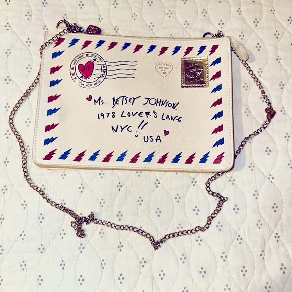 Betsey Johnson Handbags - Betsey Johnson Love Letter Mail Novelty Purse Bag Hold Chain Strap